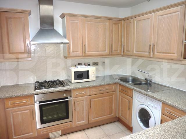 			NEW INSTRUCTION!, 2 Bedroom, 1 bath, 1 reception Flat			 Devonshire Mews West, MARYLEBONE